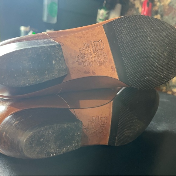 Elegant Brown and Gold Western Boots - Picture 10 of 10